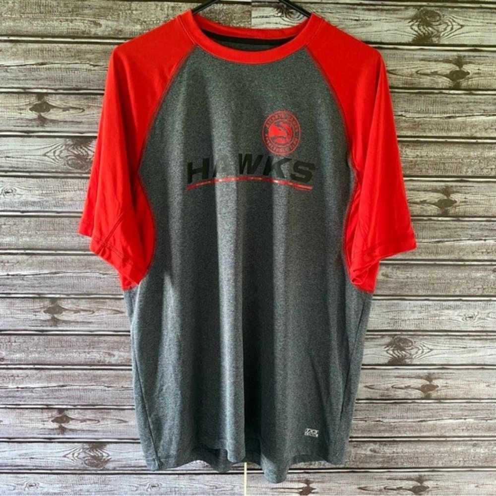 NBA Hawks Short-Sleeved Shirt Size L